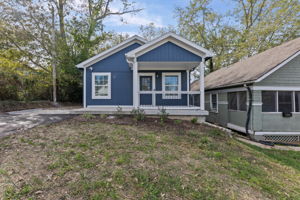  Photo 0