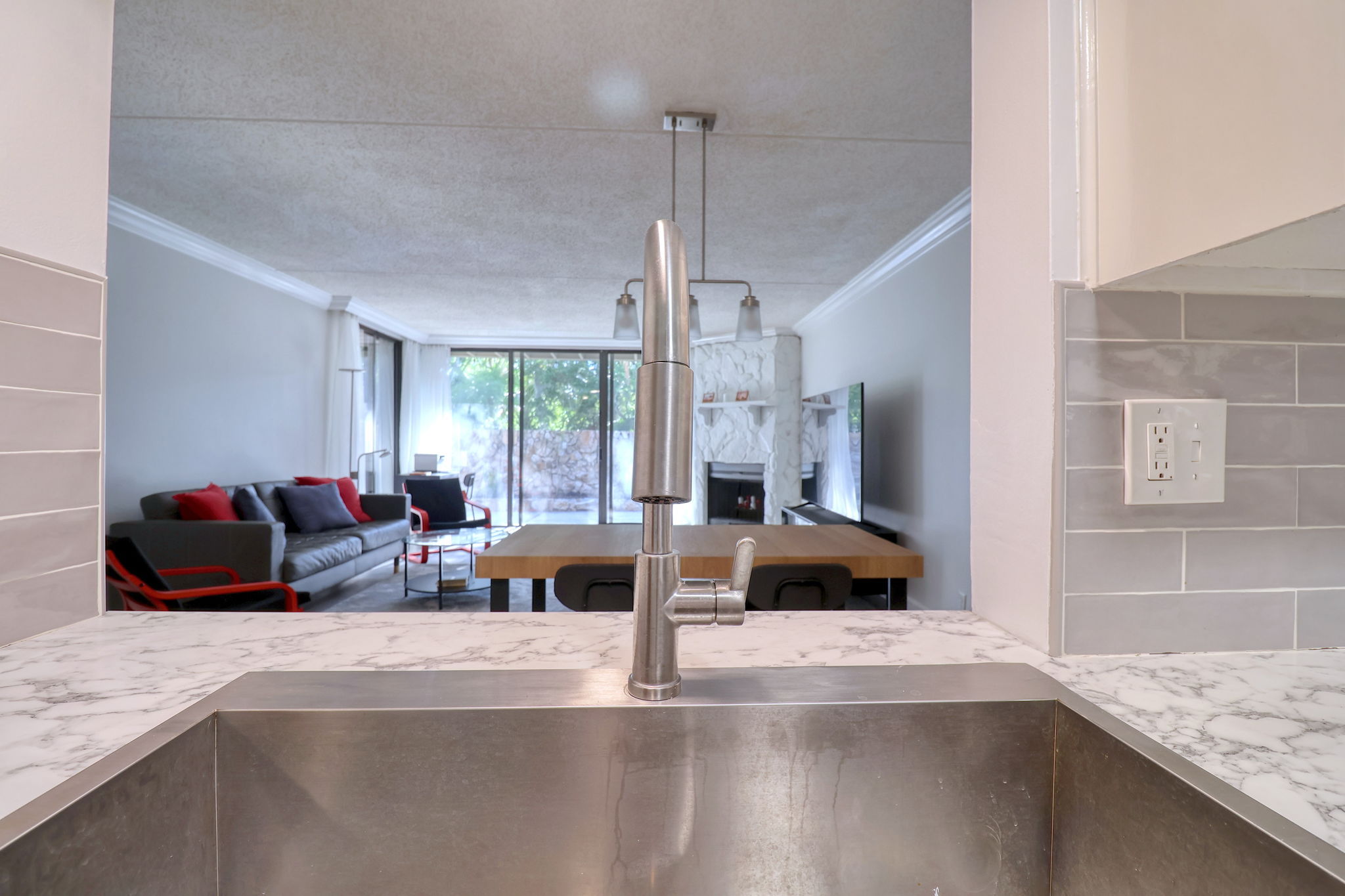 Huge Premium Single-Bowl Stainless Steel Sink