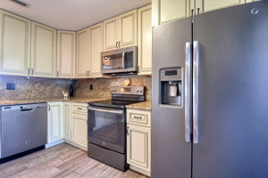 Fingerprint Resistant, Premium GE Appliances