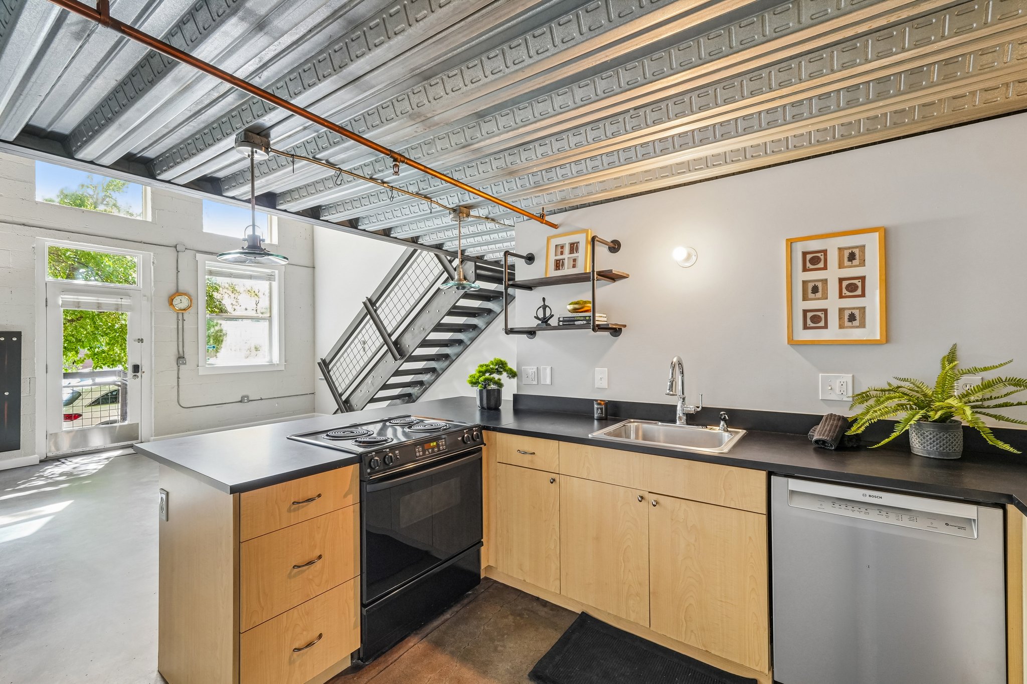 Osage St 16-S1205-013.jpg
