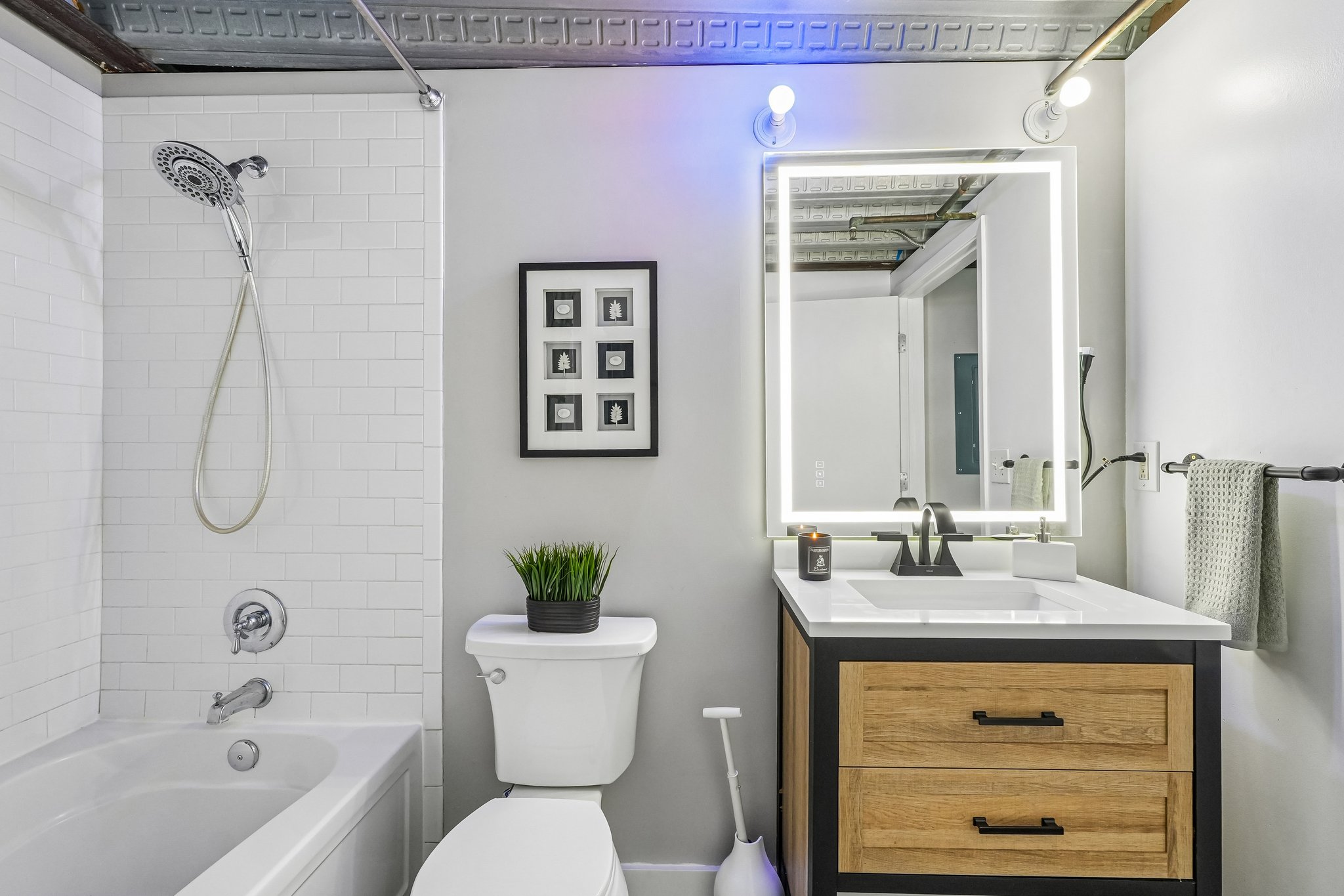 Osage St 16-S1205-018.jpg