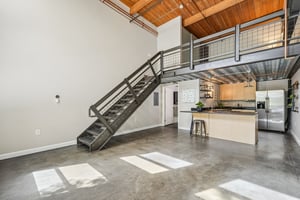 Osage St 16-S1205-004.jpg