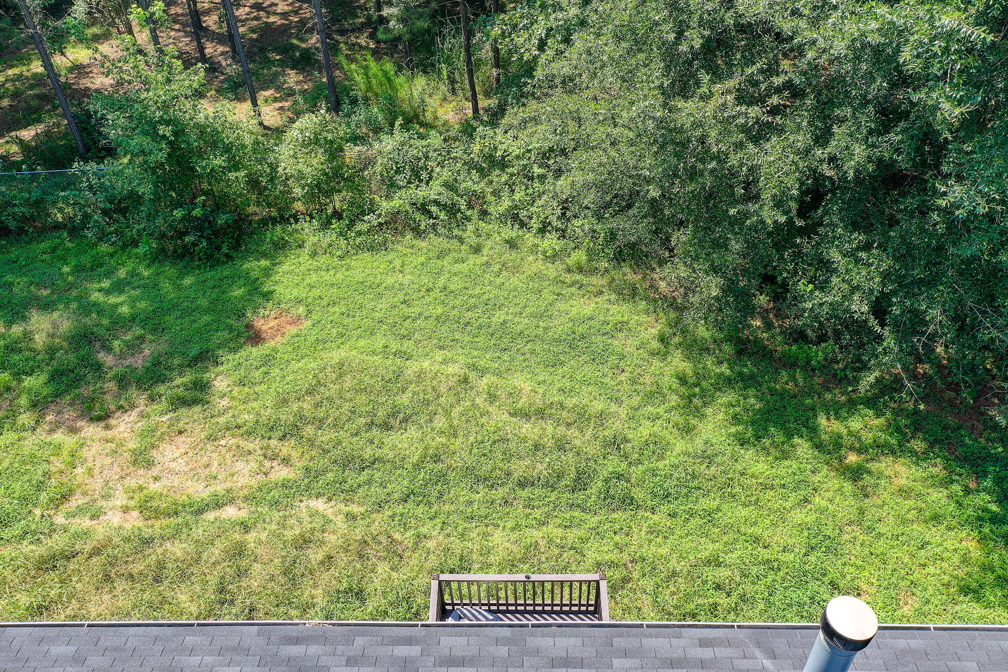 7 Aerial Back Yard w Roofline Reference