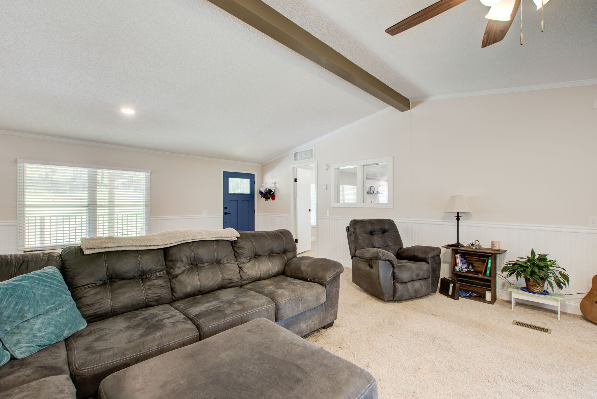 9 Living Room C