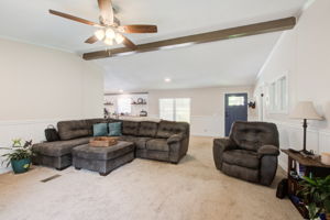 4 Living Room A w Entry