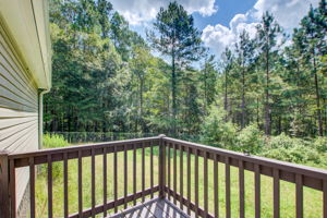 6 Ext Back Deck w Yard