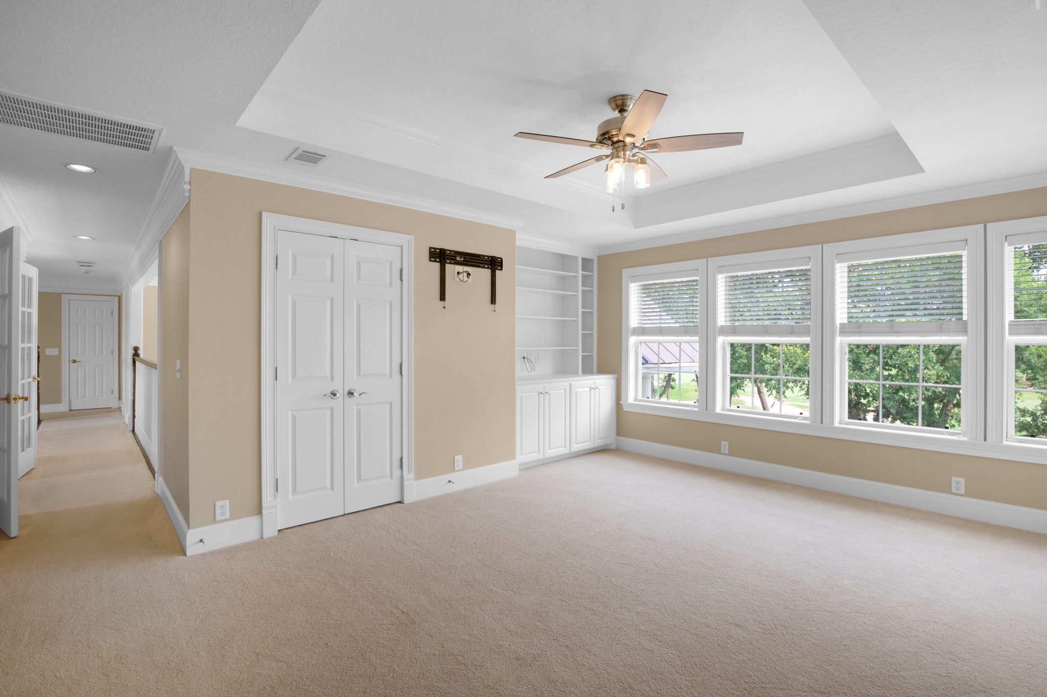 Second floor living room