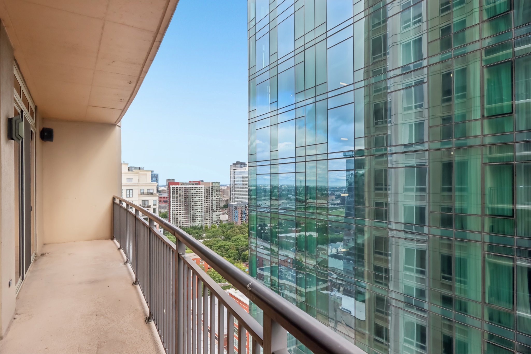 S Wabash Ave 2601-S2108-029.jpg
