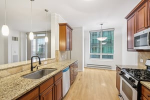 S Wabash Ave 2601-S2108-012.jpg