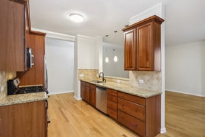 S Wabash Ave 2601-S2108-014.jpg