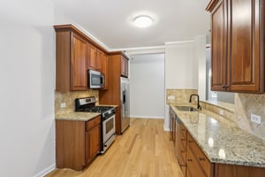 S Wabash Ave 2601-S2108-015.jpg