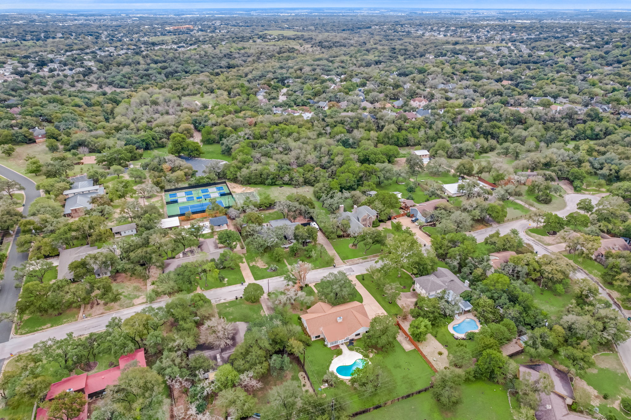 Shady Hollow Dr -053