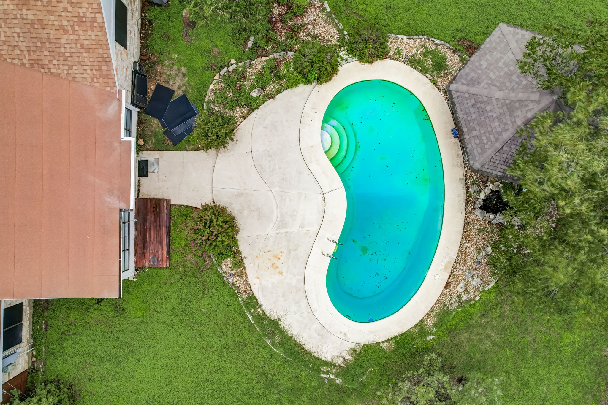 Shady Hollow Dr -059