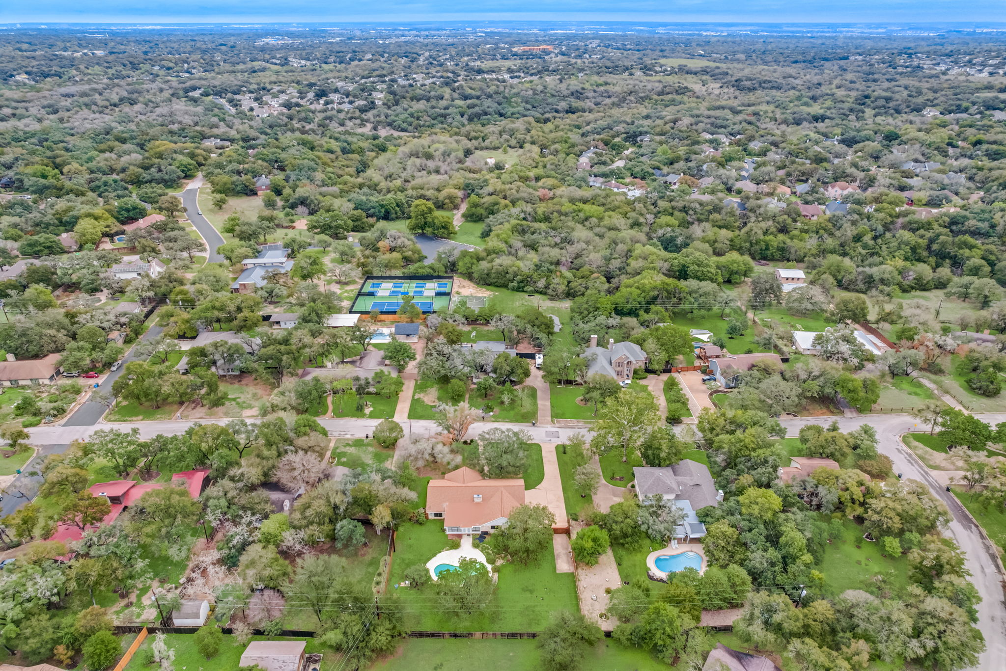Shady Hollow Dr -052