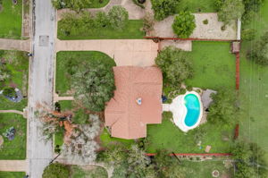 Shady Hollow Dr -057