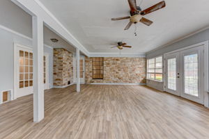 Shady Hollow Dr -024