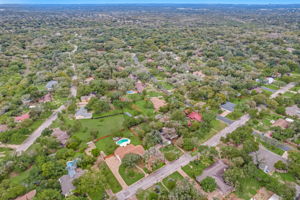 Shady Hollow Dr -047