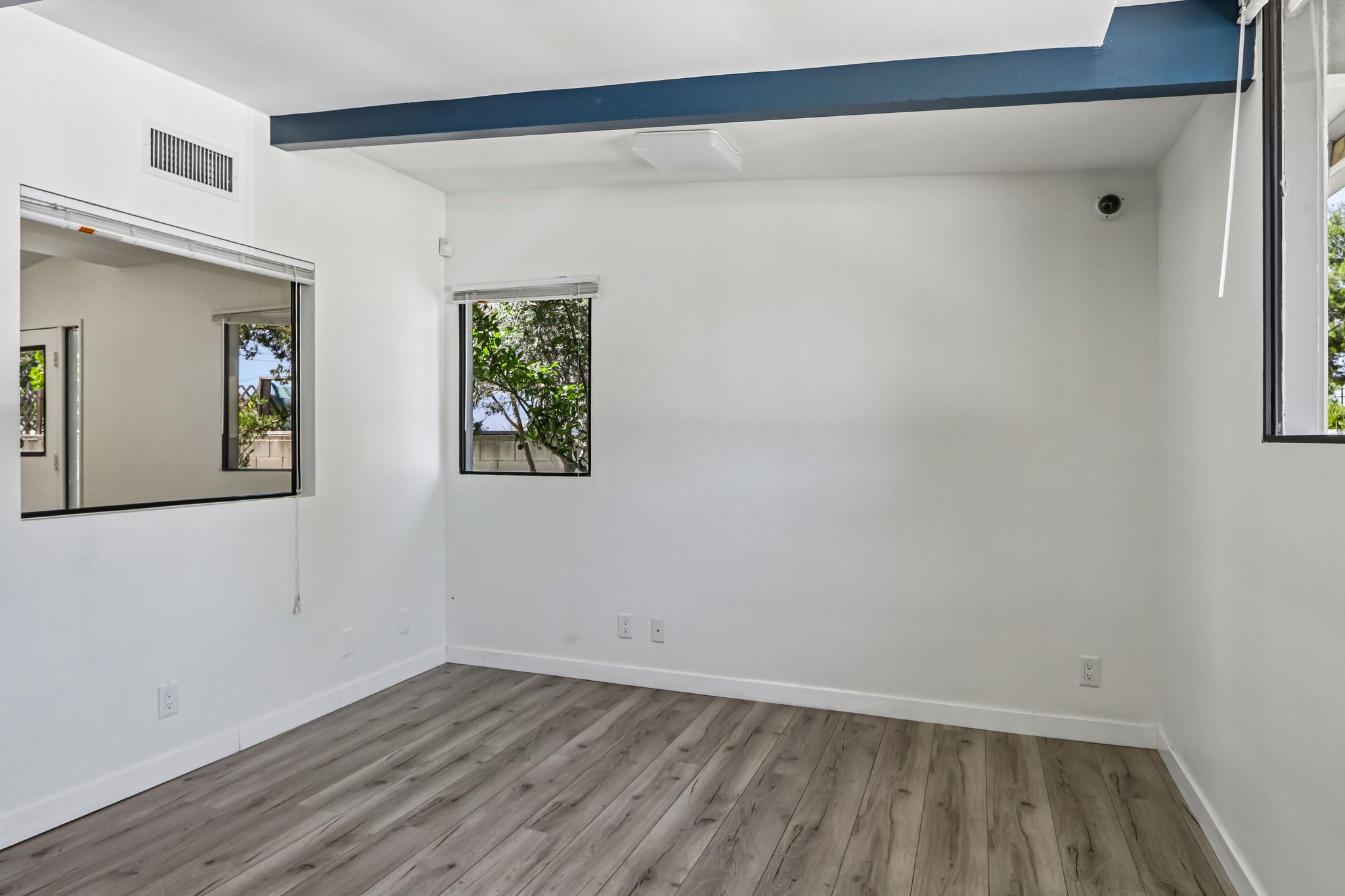 Sheldon St-S2504-019.jpg