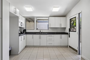 Sheldon St-S2504-008.jpg