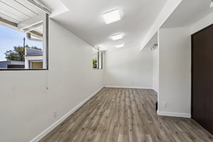 Sheldon St-S2504-015.jpg