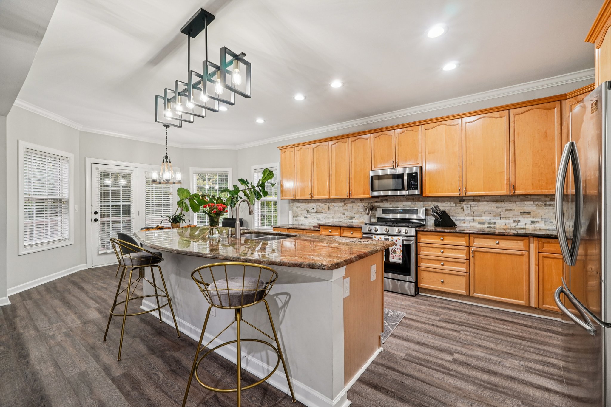 Fountaingrove Dr-S2709-016.jpg