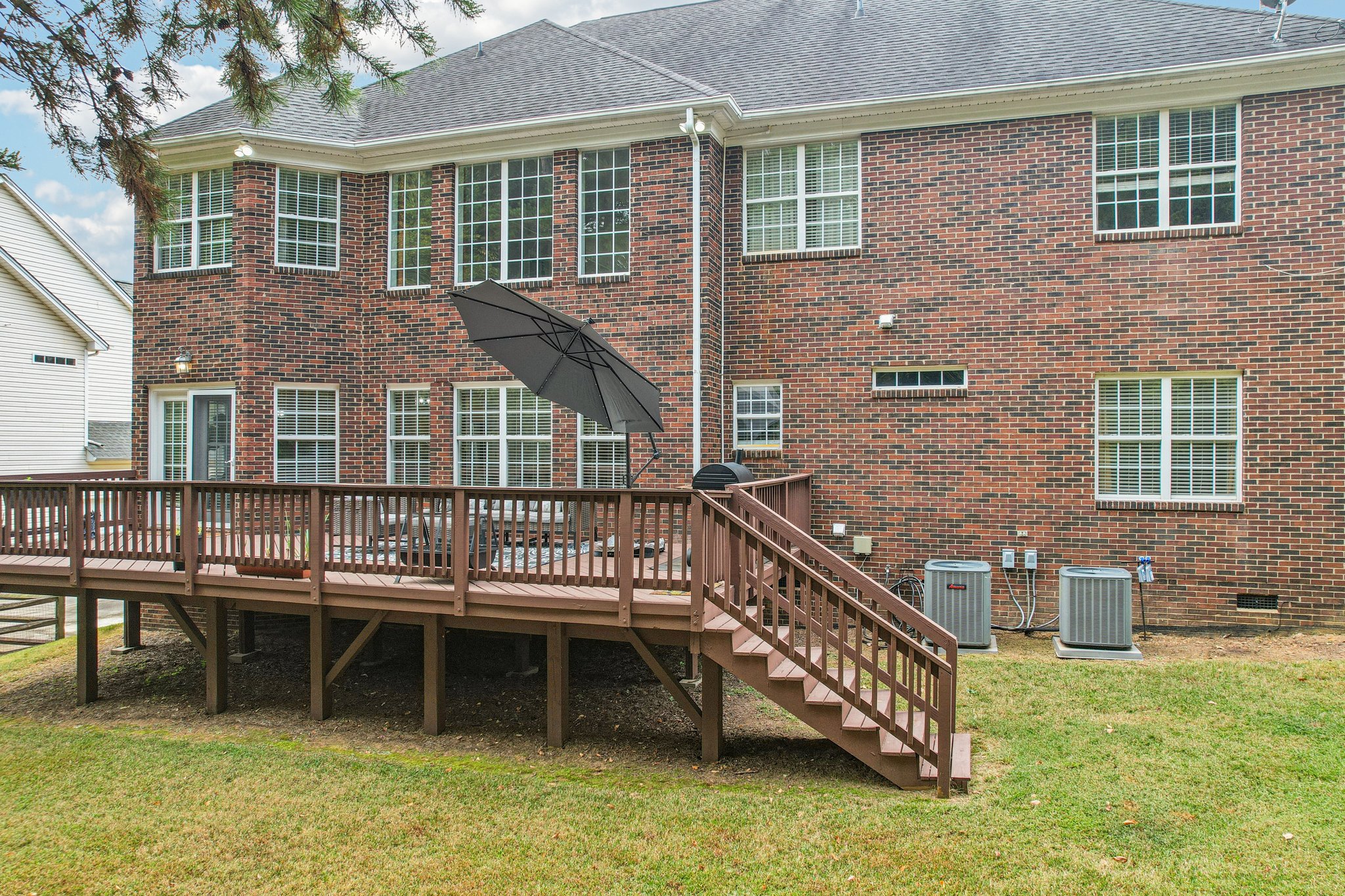 Fountaingrove Dr-S2709-073.jpg