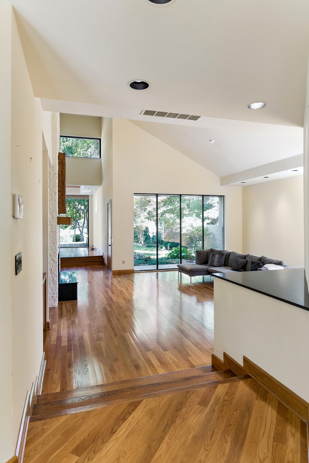 11113 Blue Stem Dr_011 (3).jpg