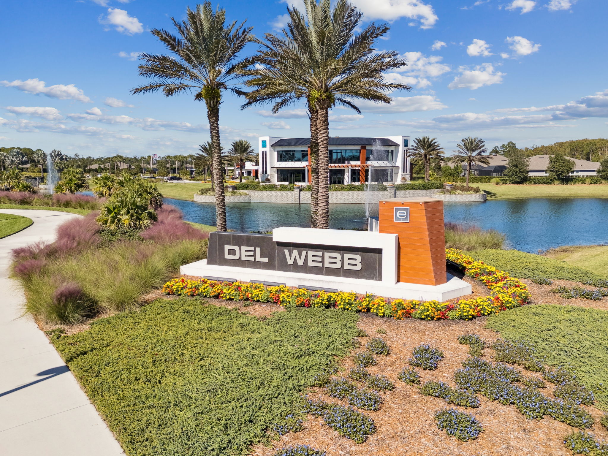 e Town Del Webb
