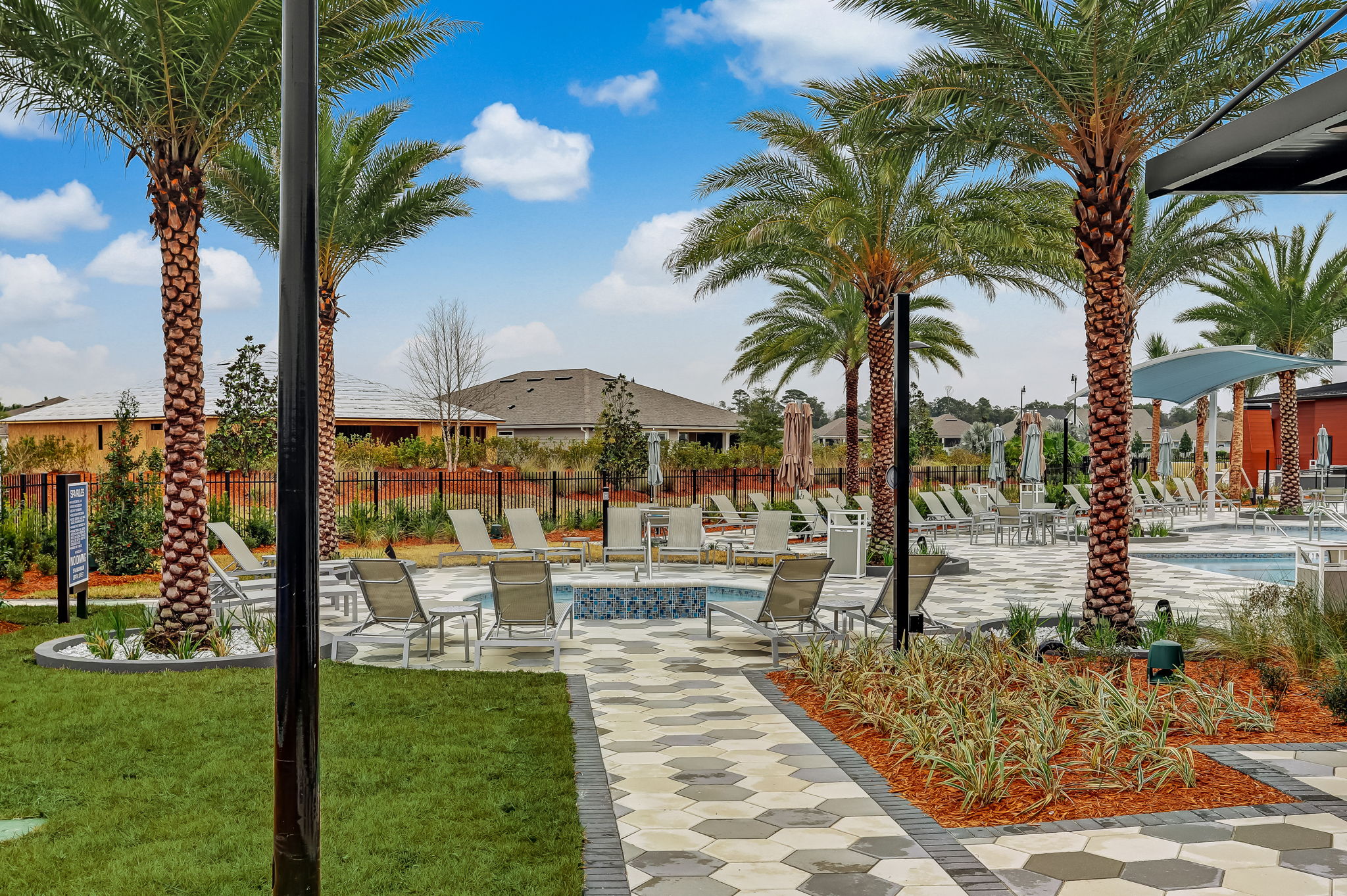 e Town Del Webb