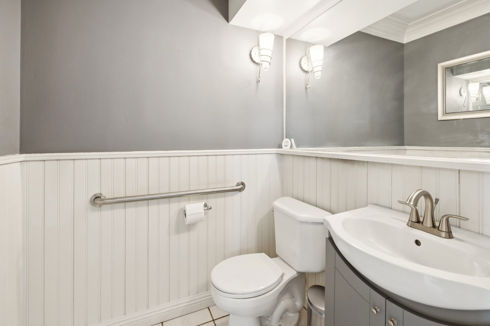 7232 - 11116 Hilltop Ave_025.jpg