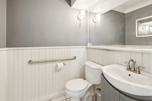 7232 - 11116 Hilltop Ave_025.jpg