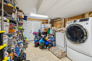  Photo 48