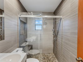  Photo 46