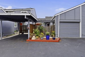  Photo 0