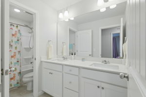  Photo 45