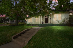  Photo 44