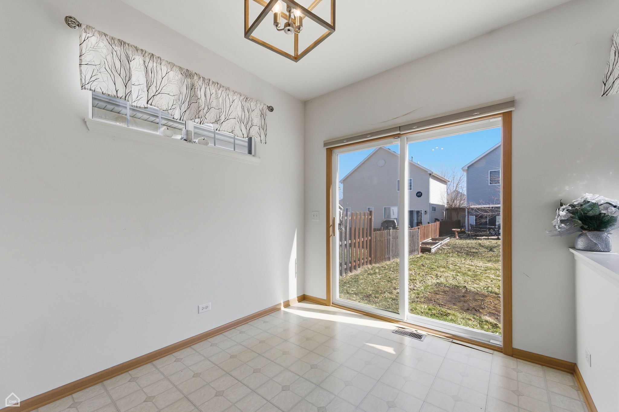 1112 Violet Ln - Glenda Lewis_009