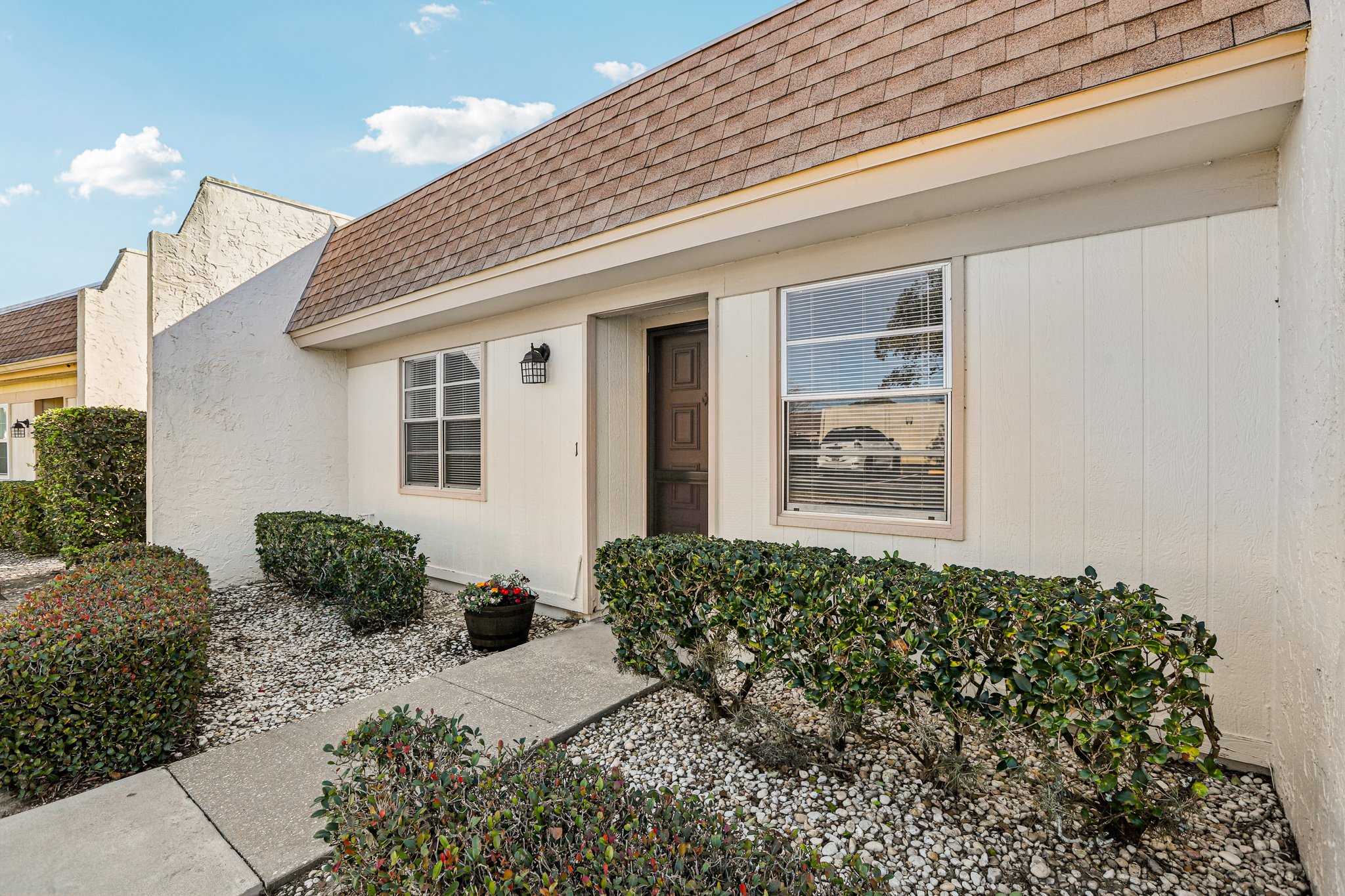 Carriage Hill Dr 1-S2801-005.jpg