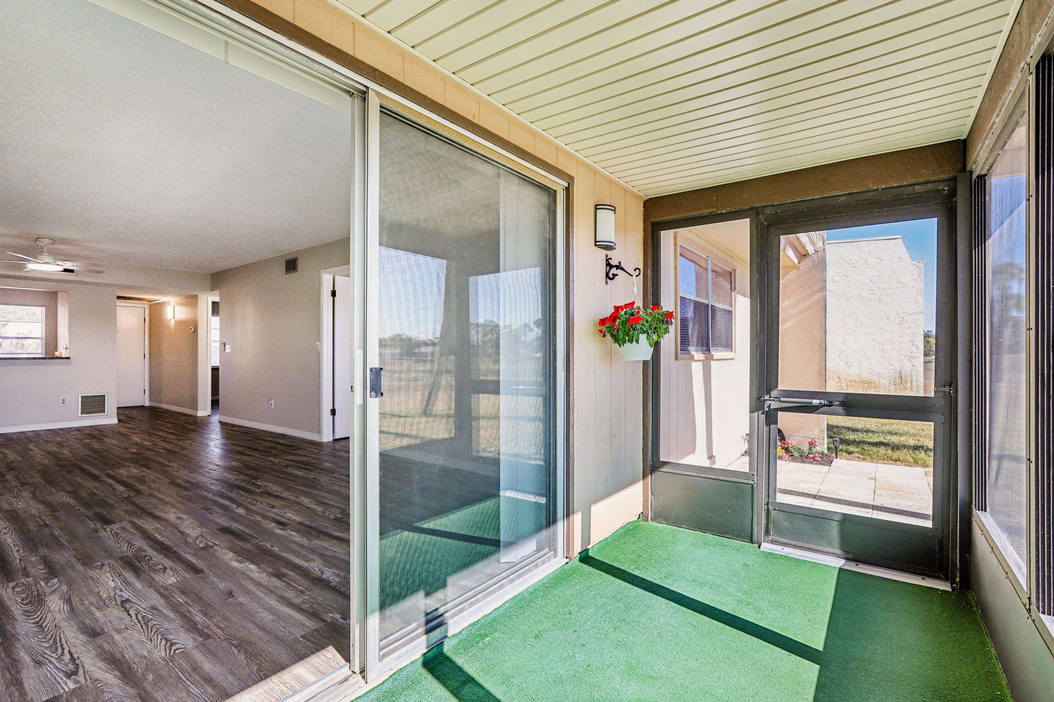 Carriage Hill Dr 1-S2801-028.jpg