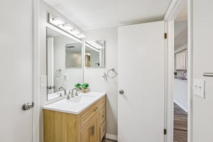 Carriage Hill Dr 1-S2801-019.jpg