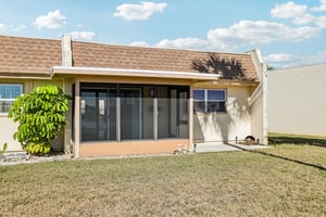 Carriage Hill Dr 1-S2801-034.jpg