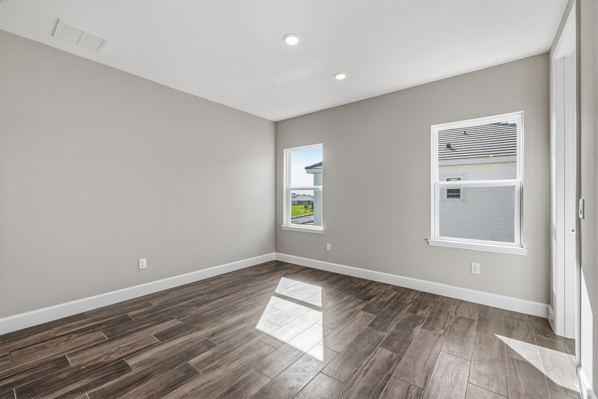 36 - 11126 Manor House Ln, Odessa, FL 33556
