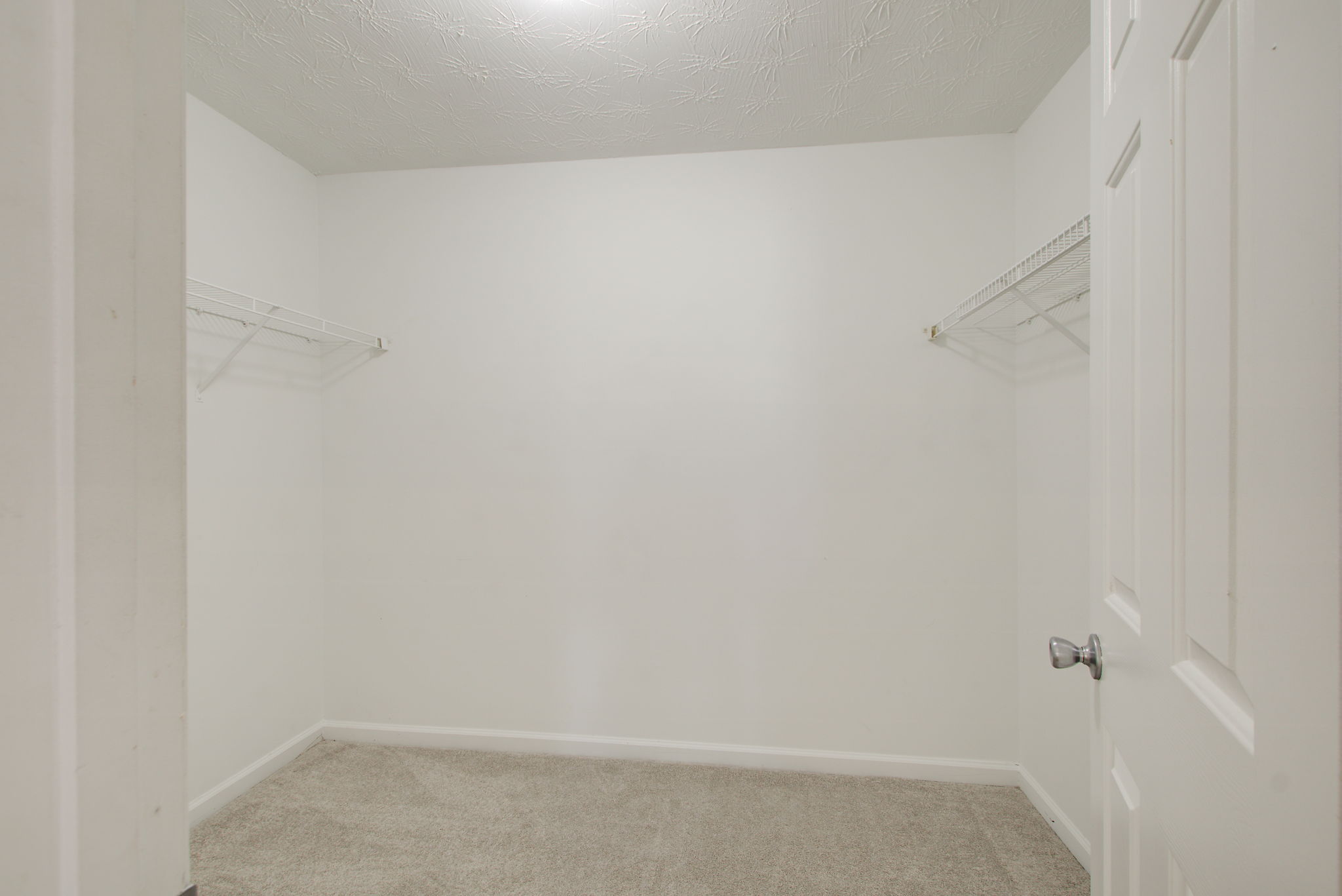 23 Main BR En Suite B Walk In Closet