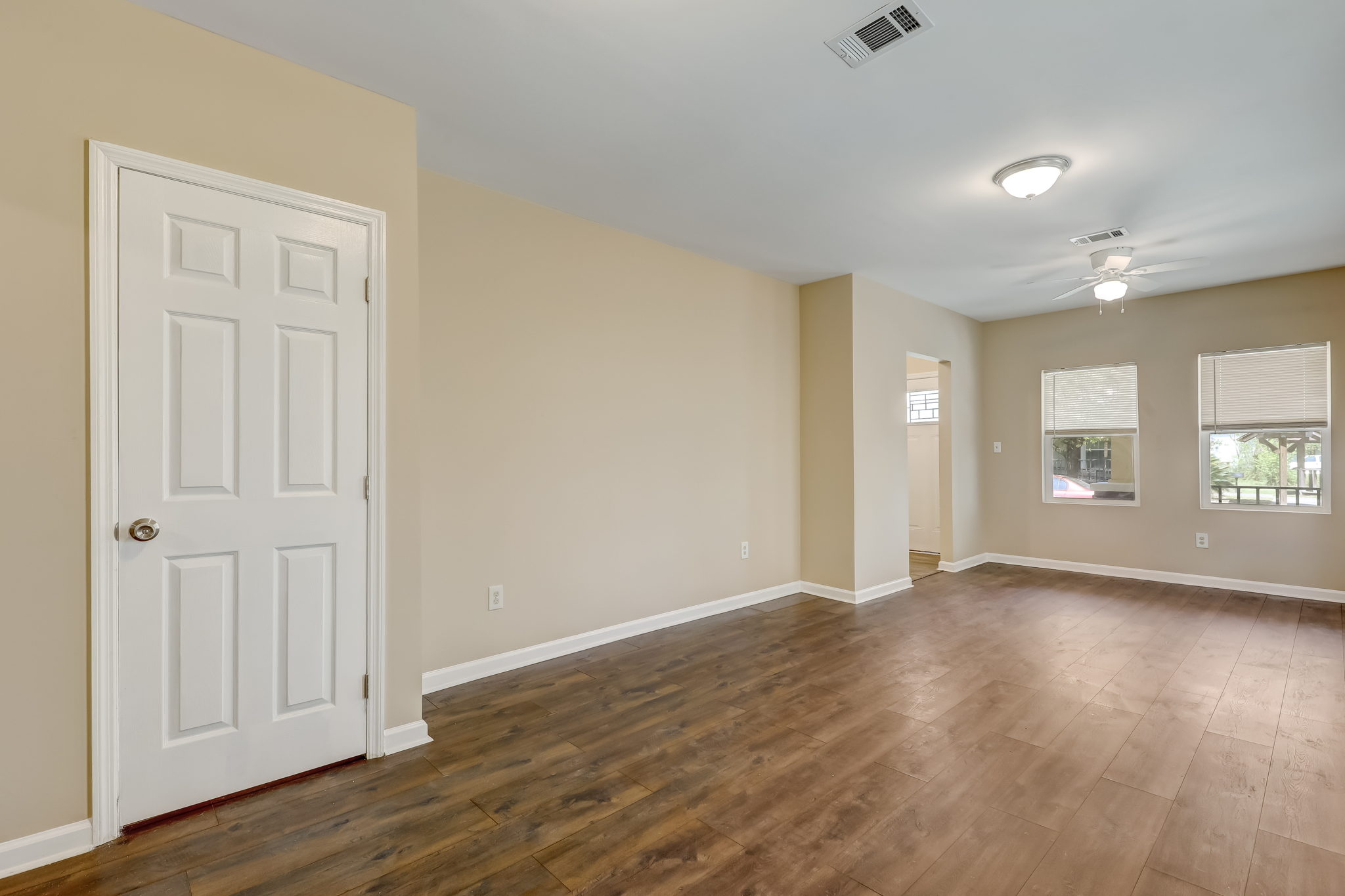 Living/Dining Room