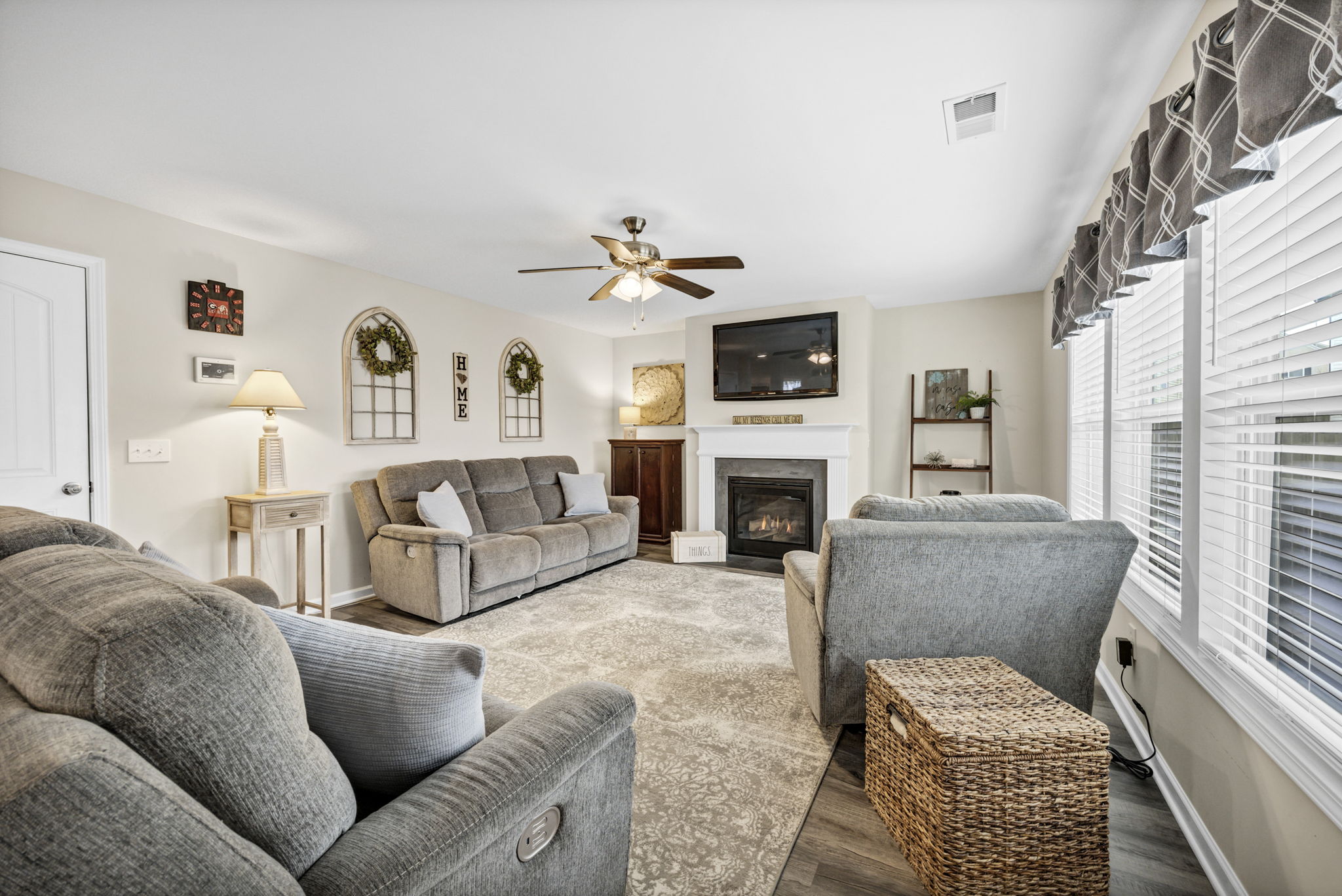 1113 Neolithic reshoot-5