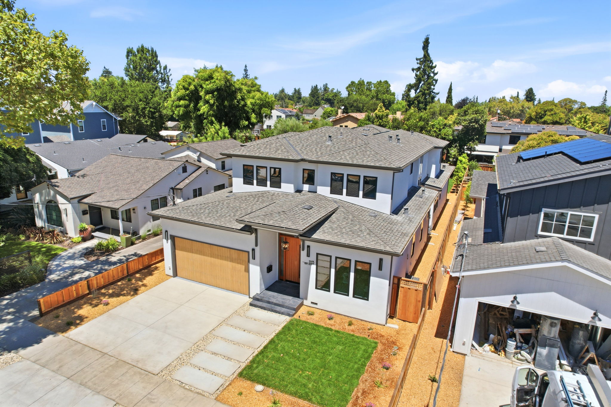 002_F8_AERIAL_1113 Pine Ave