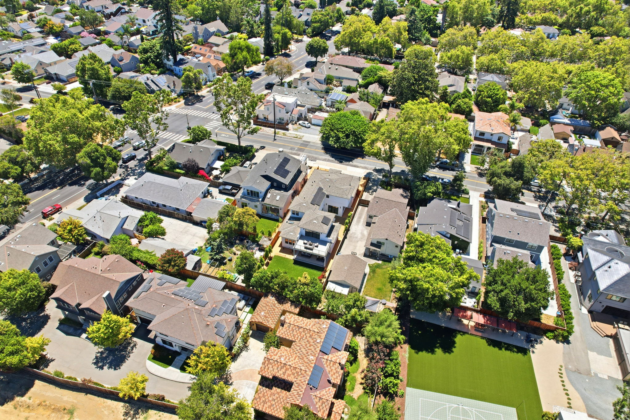 005_F8_AERIAL_1113 Pine Ave