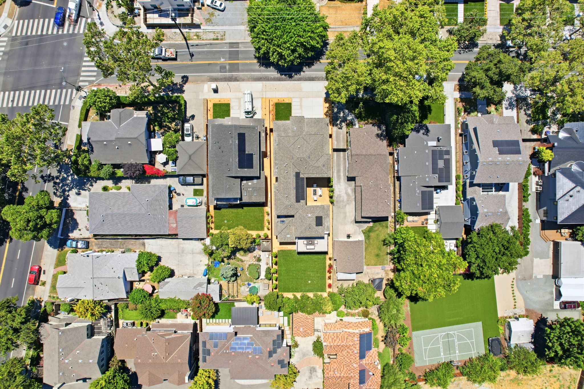 007_F8_AERIAL_1113 Pine Ave