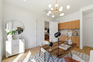 025_F8_1113 Pine Ave