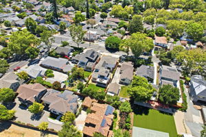 005_F8_AERIAL_1113 Pine Ave